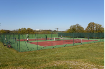 Cours de tennis  Mairie des Epesses